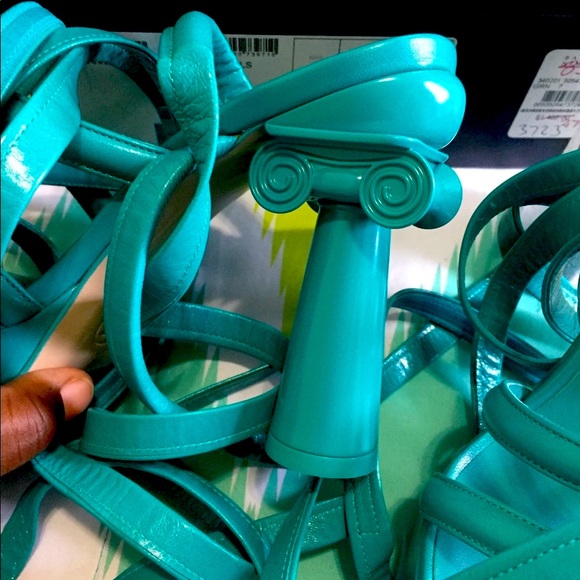 CHANEL Sandals - Picture 5 of 5